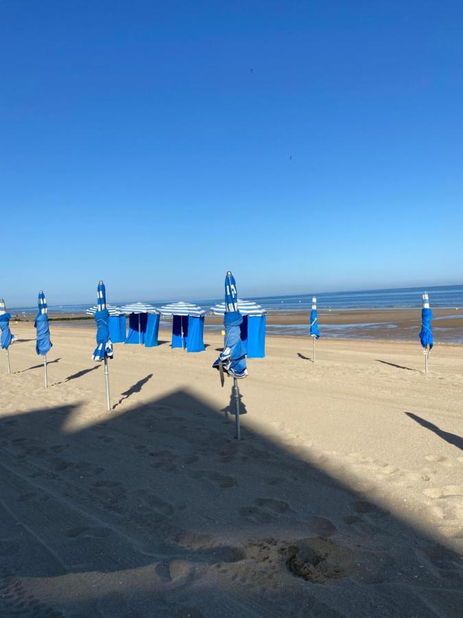 La Villa L'Oiseau Bleu Proche De La Plage Et De Deauville !!! Awards 2025 Blonville-sur-Mer Exterior foto