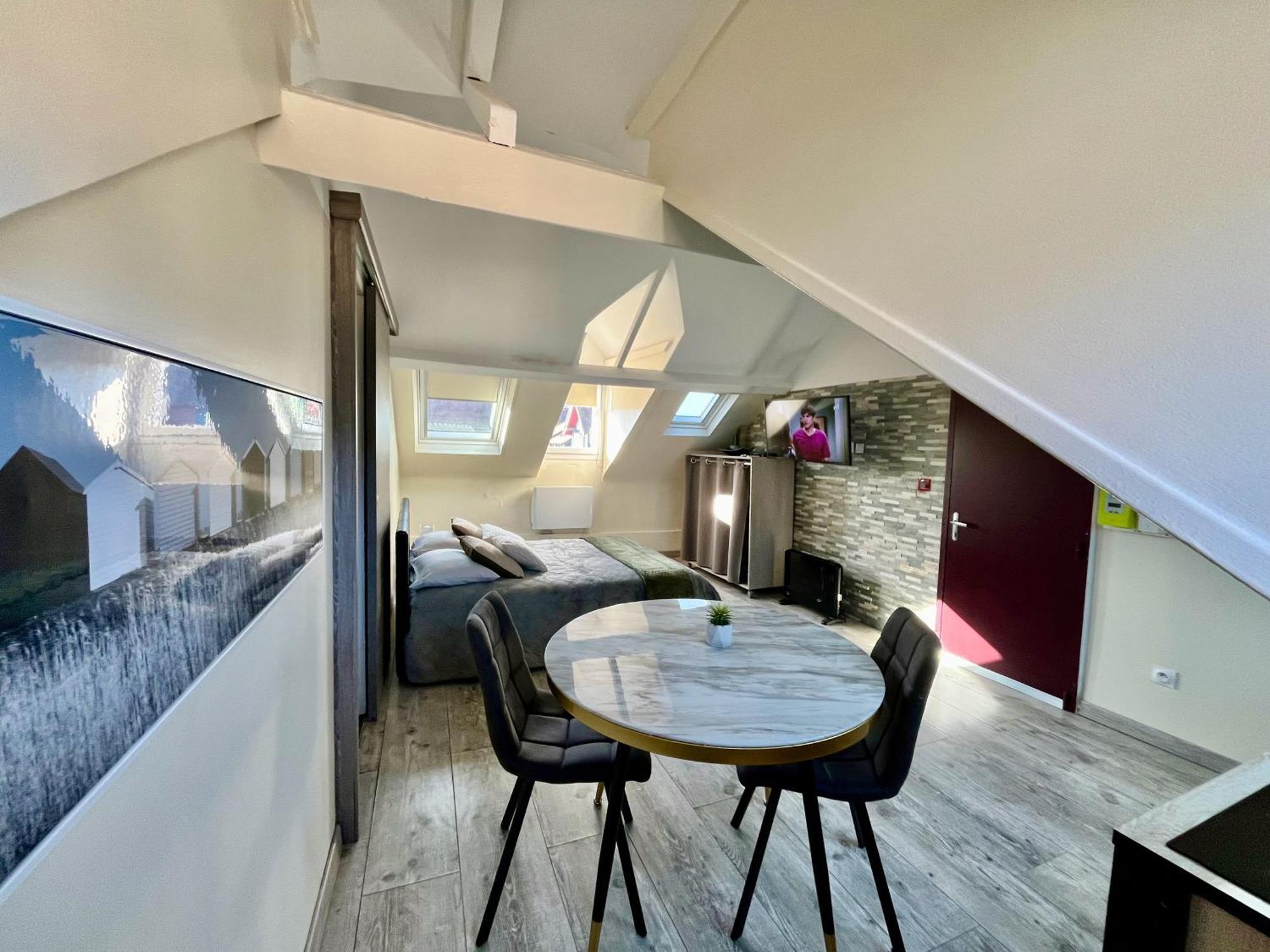 La Villa L'Oiseau Bleu Proche De La Plage Et De Deauville !!! Awards 2025 Blonville-sur-Mer Zimmer foto